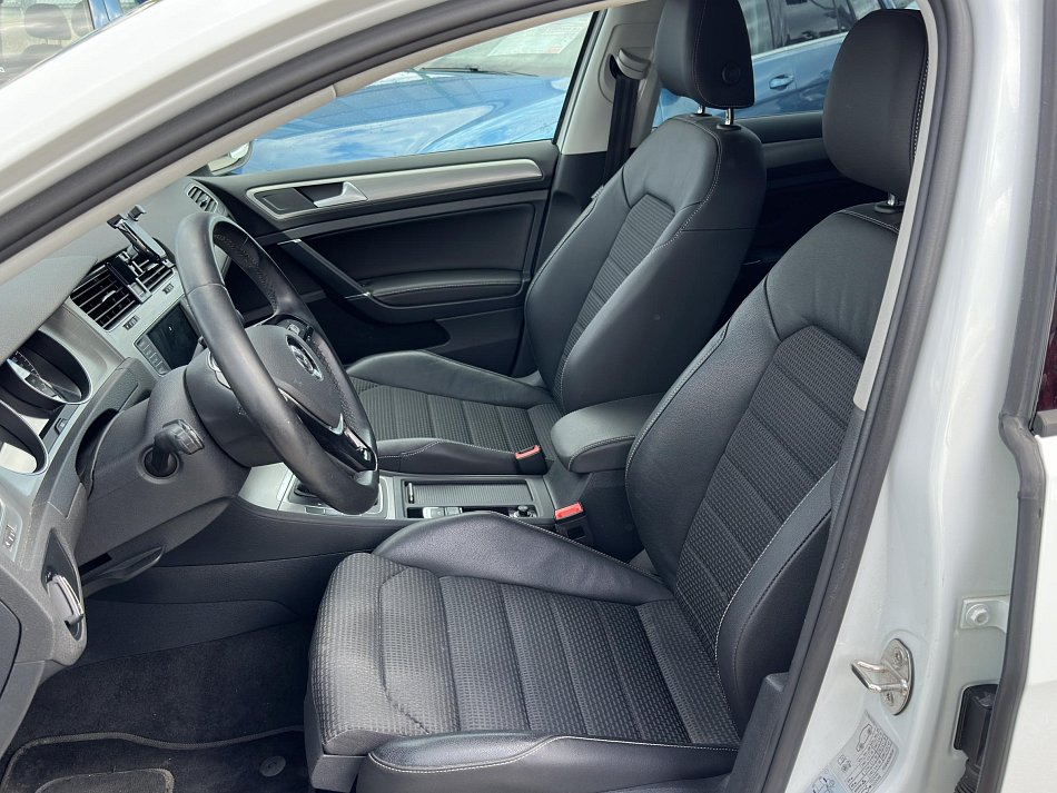 Volkswagen Golf 1.4 TSi 
