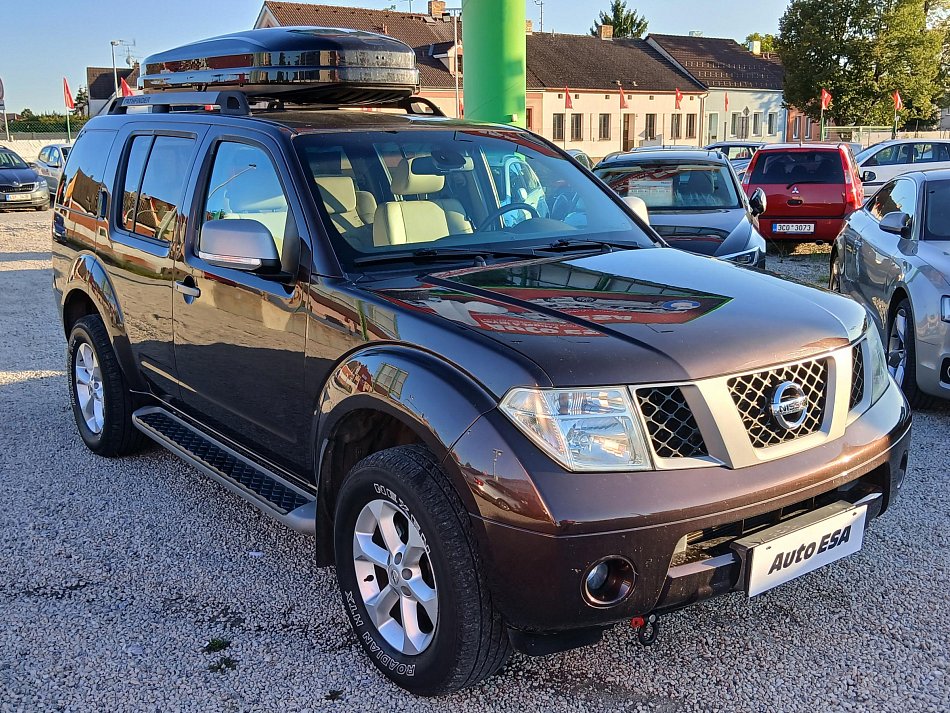 Nissan Pathfinder 2.5 dCi  4x4