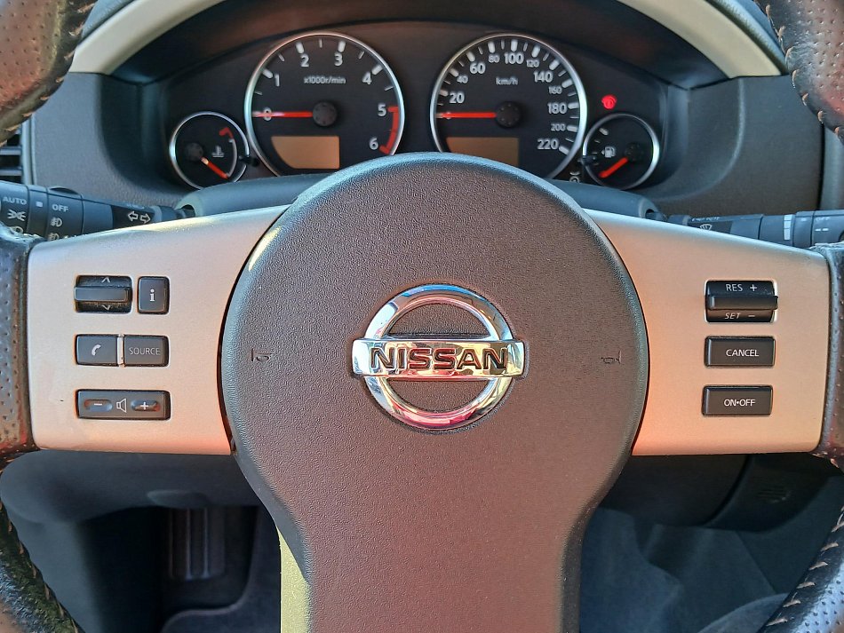 Nissan Pathfinder 2.5 dCi  4x4