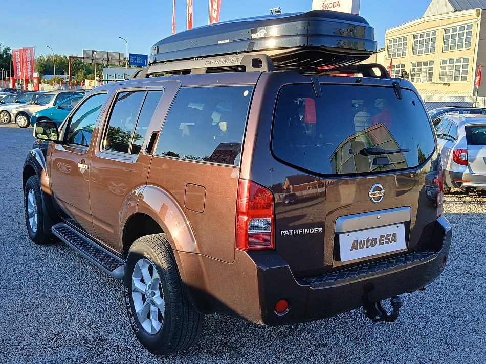 Nissan Pathfinder 2.5 dCi  4x4