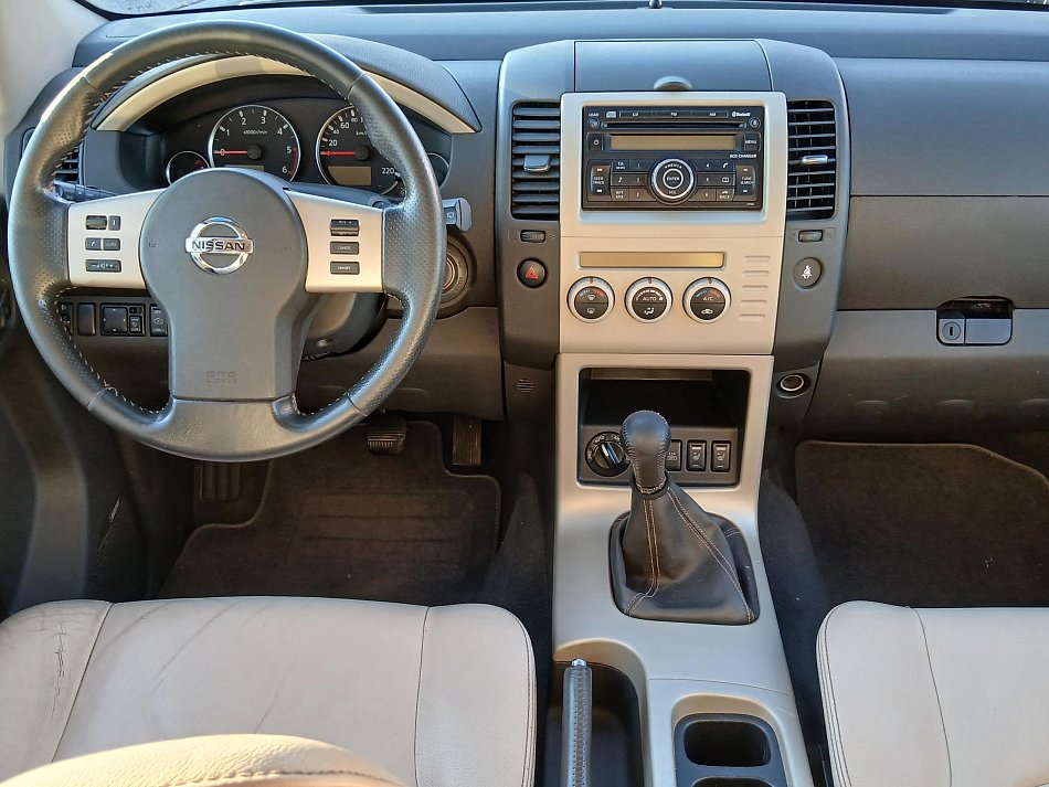 Nissan Pathfinder 2.5 dCi  4x4