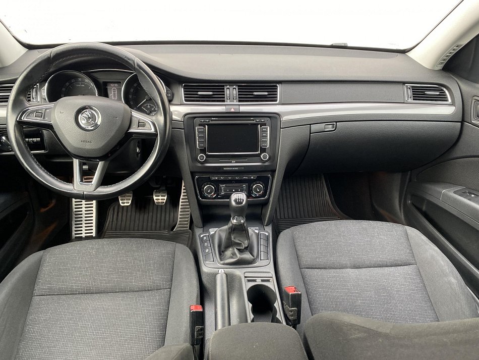 Škoda Superb II 2.0TDi Active