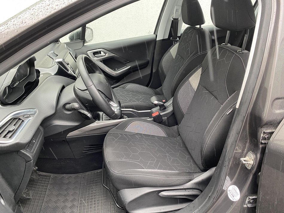 Peugeot 2008 1.2PT Allure