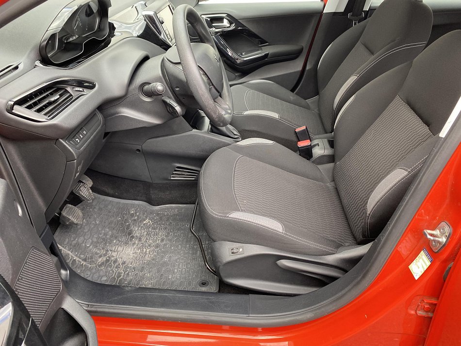 Peugeot 208 1.6 HDi Active