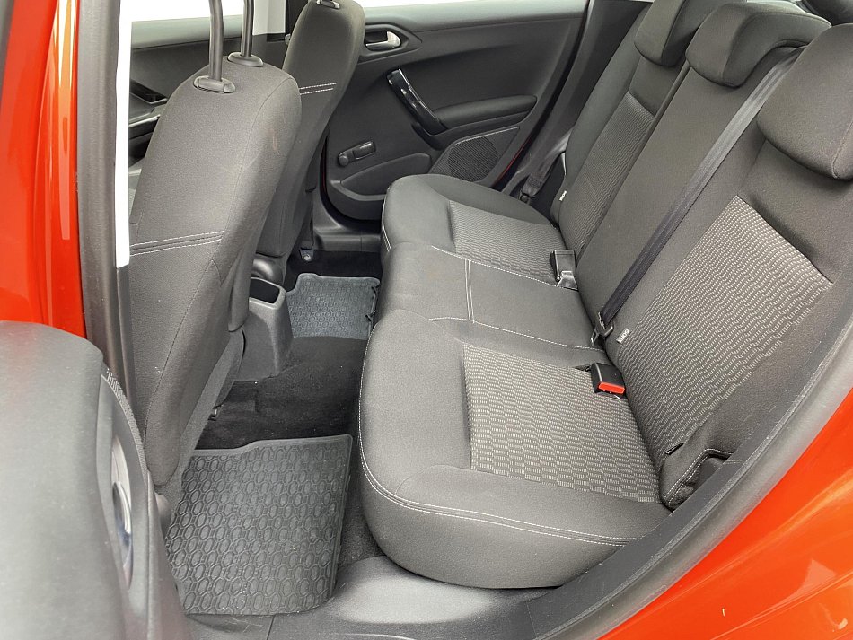 Peugeot 208 1.6 HDi Active