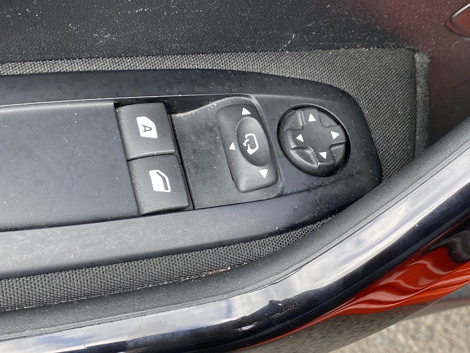 Peugeot 208 1.6 HDi Active