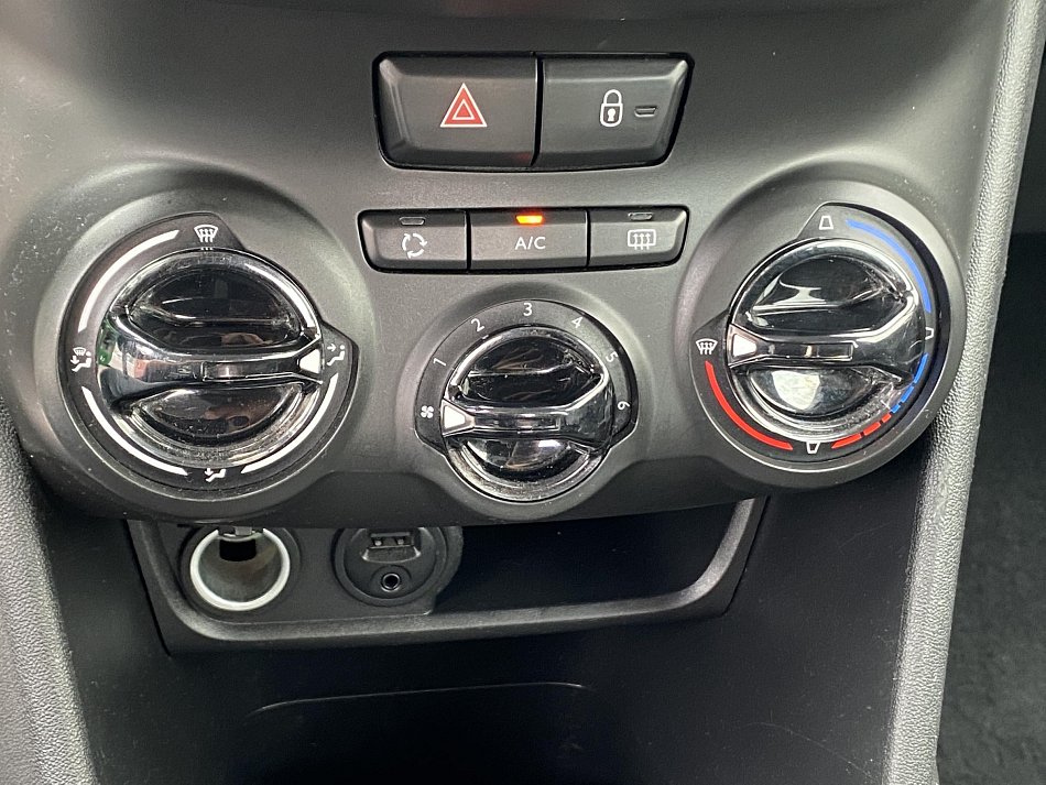Peugeot 208 1.6 HDi Active
