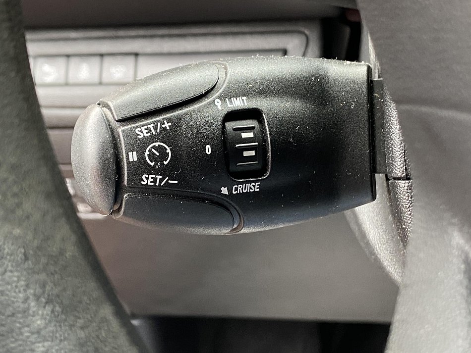 Peugeot 208 1.6 HDi Active