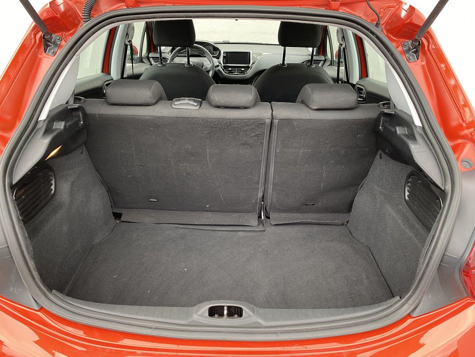Peugeot 208 1.6 HDi Active