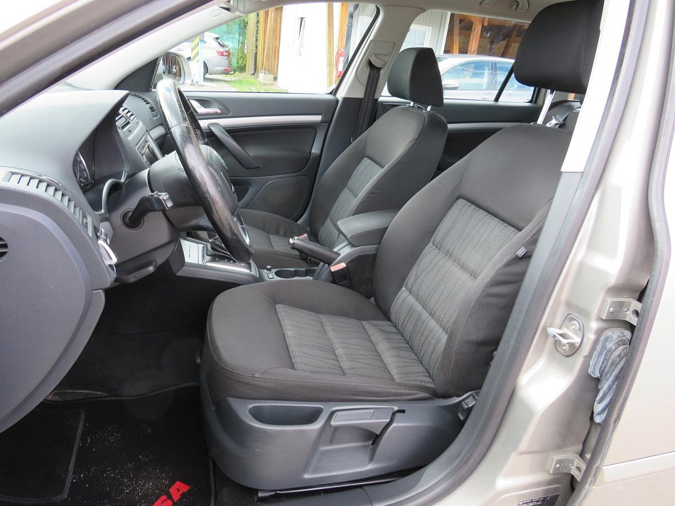 Škoda Octavia II 2.0TDi Elegance