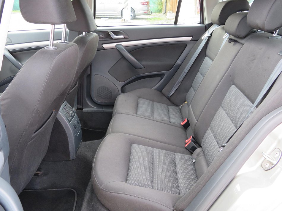 Škoda Octavia II 2.0TDi Elegance