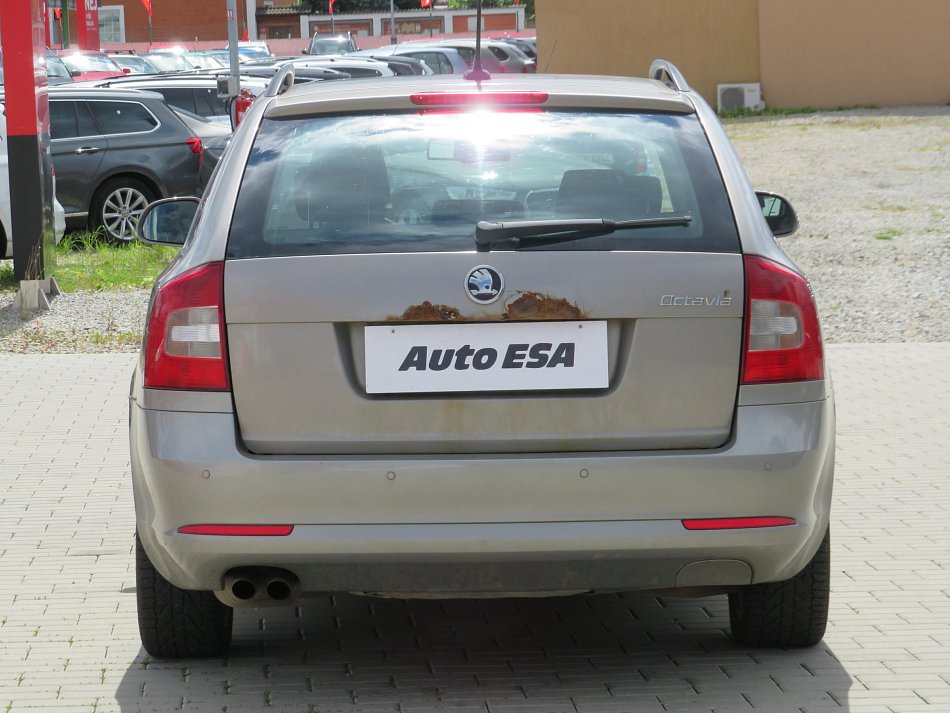 Škoda Octavia II 2.0TDi Elegance