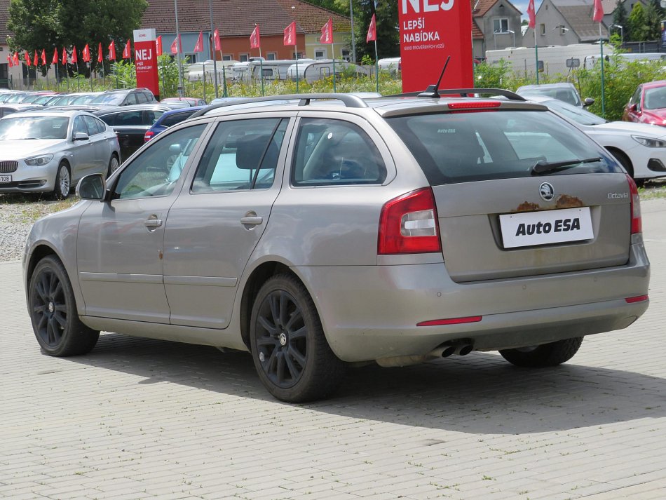 Škoda Octavia II 2.0TDi Elegance