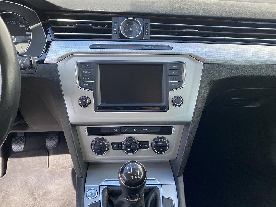 Volkswagen Passat 1.6 TDi Comfortline