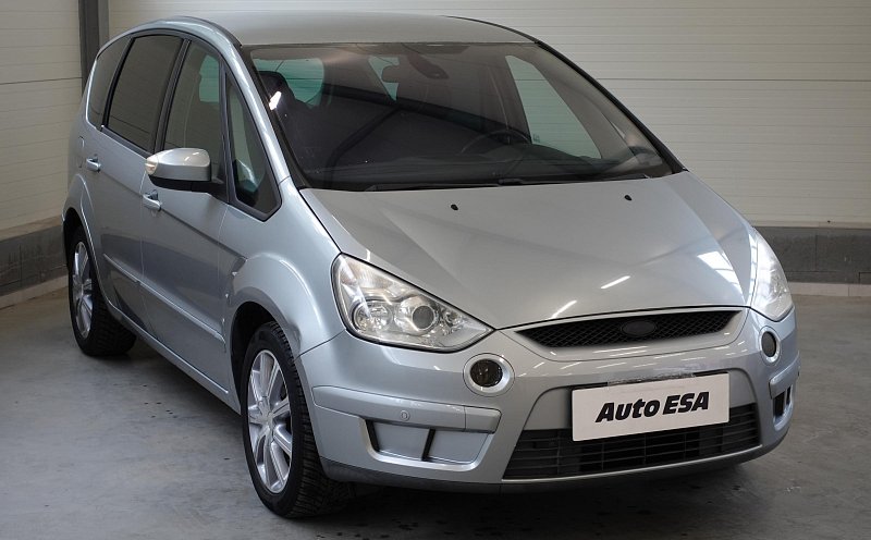 Ford S-MAX 2.0i 