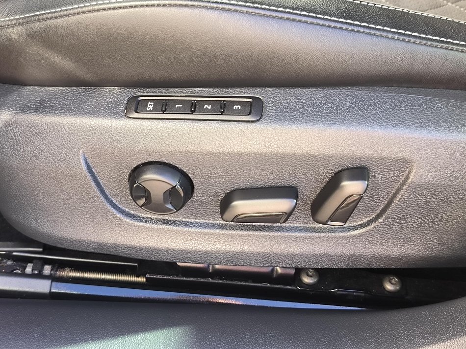 Škoda Superb III 2.0 TSI SportLine