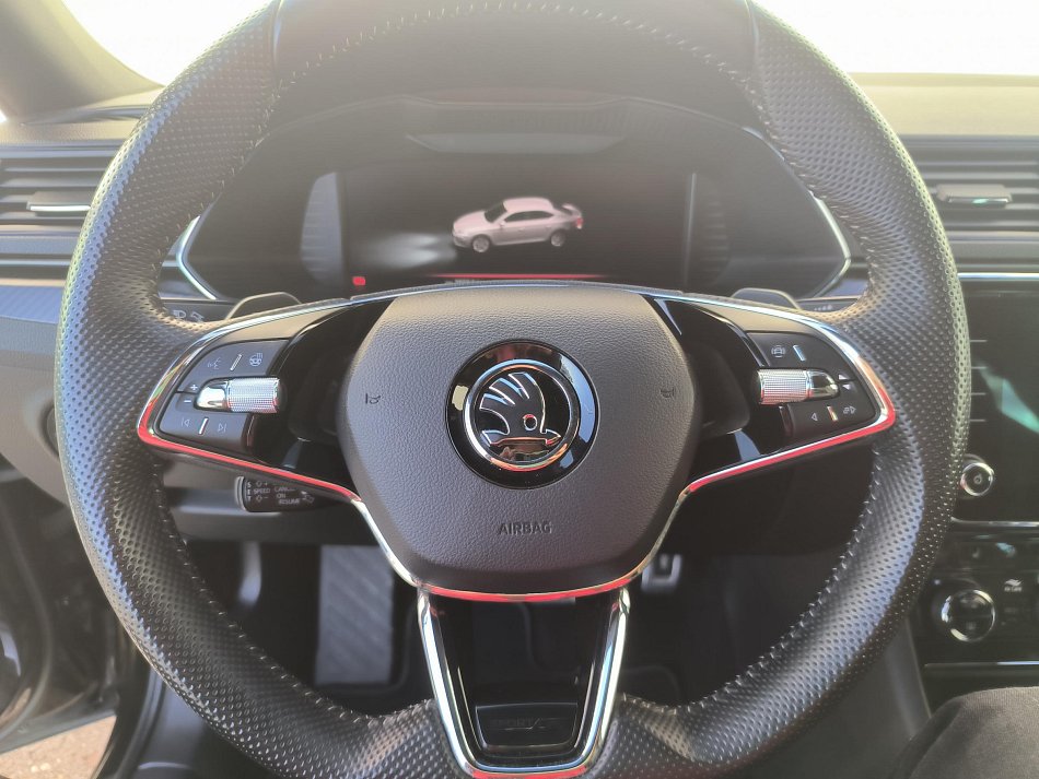 Škoda Superb III 2.0 TSI SportLine