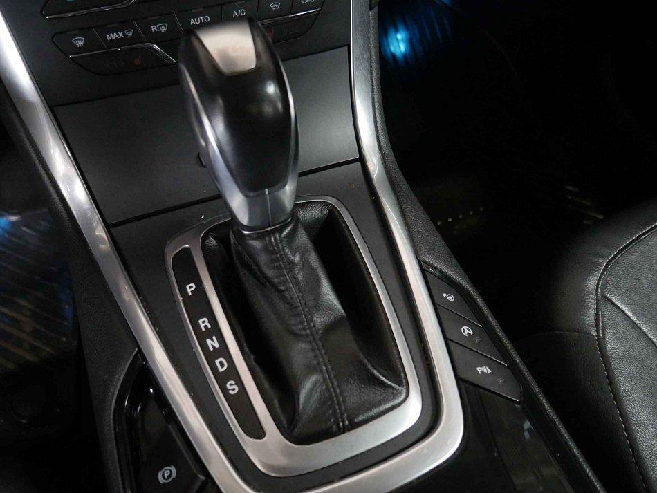 Ford Galaxy 2.0TDCi  7Míst