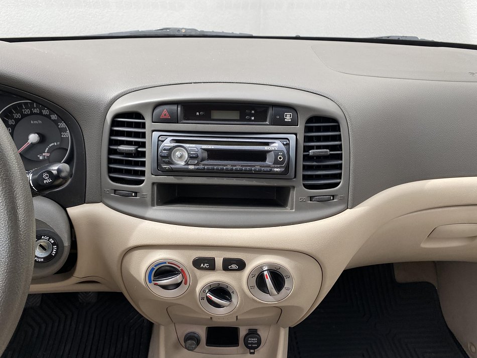 Hyundai Accent 1.4i 