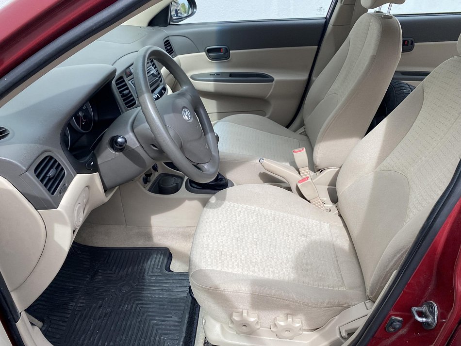 Hyundai Accent 1.4i 