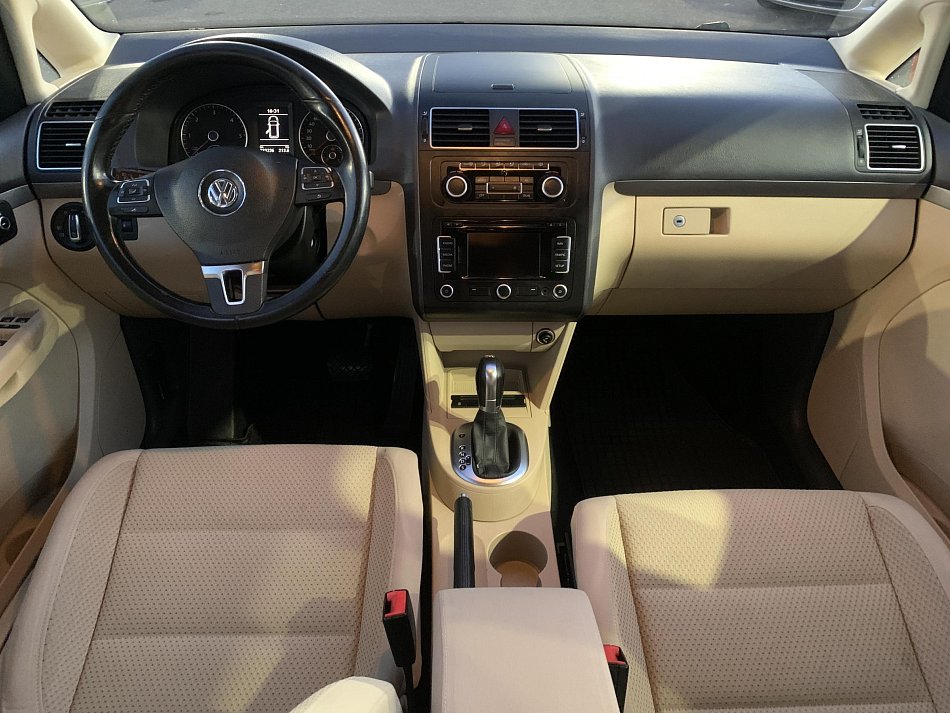 Volkswagen Touran 1.6 TDi 