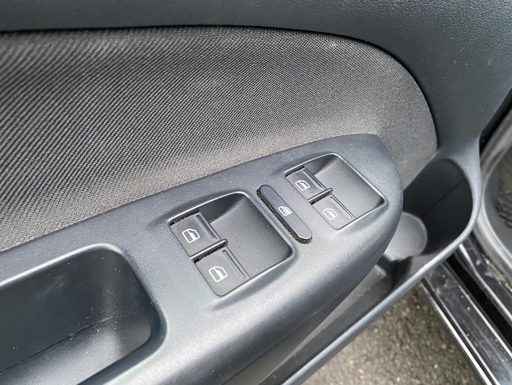 Škoda Octavia II 2.0 TDi Ambiente 4x4