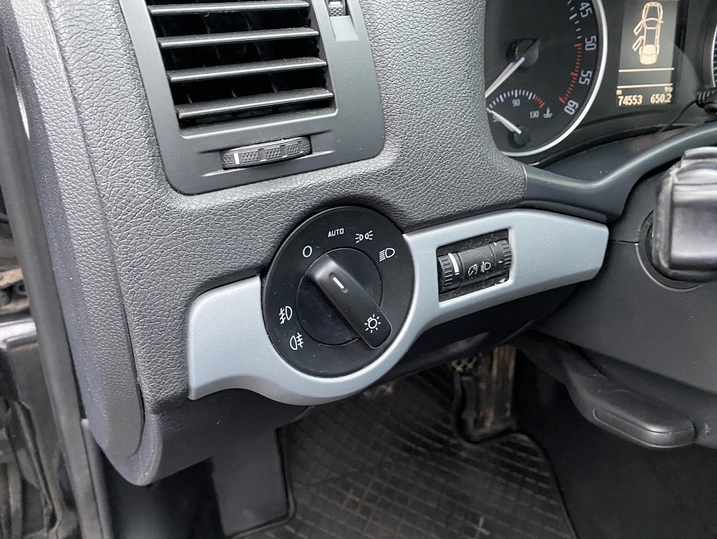 Škoda Octavia II 2.0 TDi Ambiente 4x4