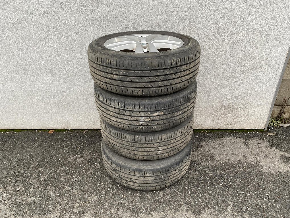 Škoda Octavia II 2.0 TDi Ambiente 4x4