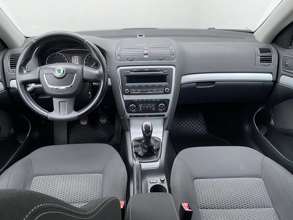 Škoda Octavia II 2.0 TDi Ambiente 4x4