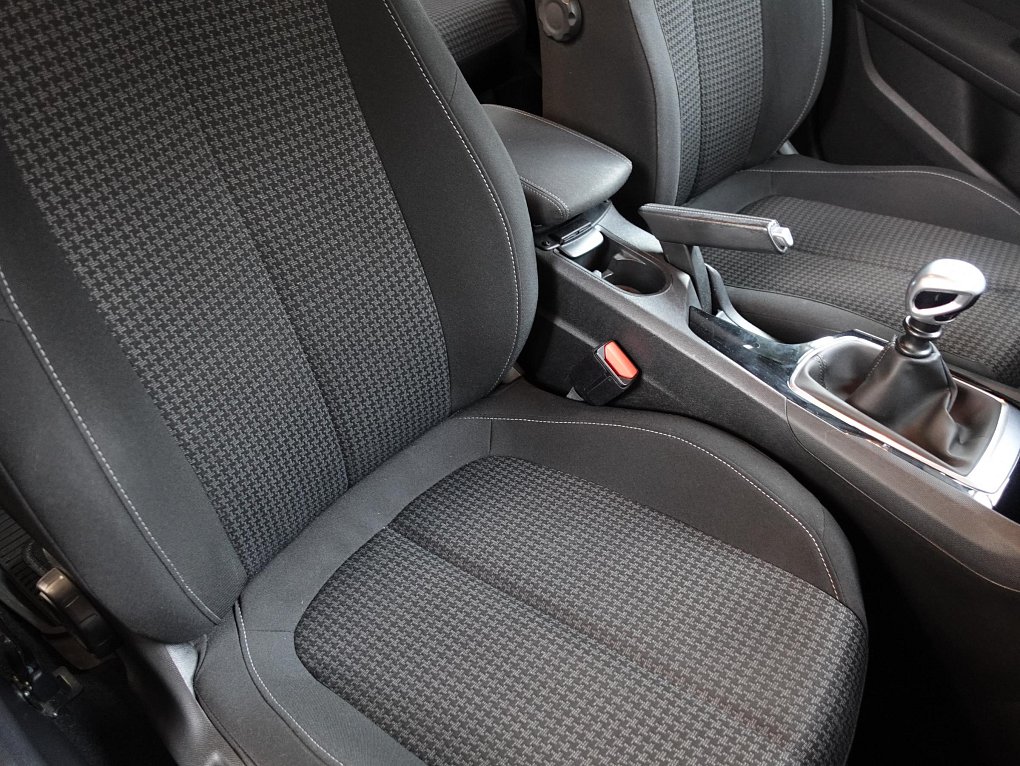 Peugeot 308 1.5 HDI 