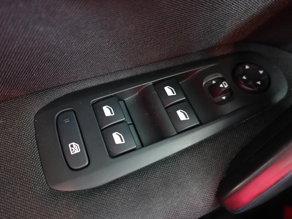 Peugeot 308 1.5 HDI 