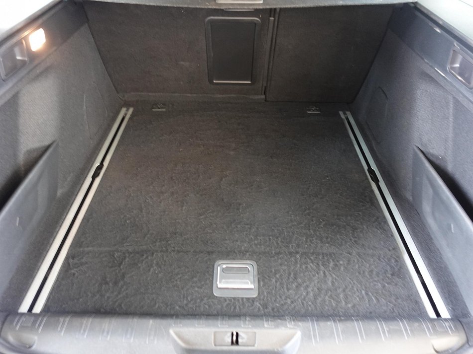 Peugeot 308 1.5 HDI 