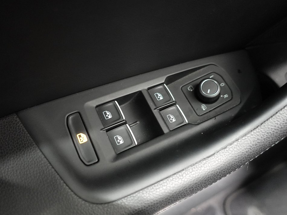 Volkswagen Passat 2.0 TDi 