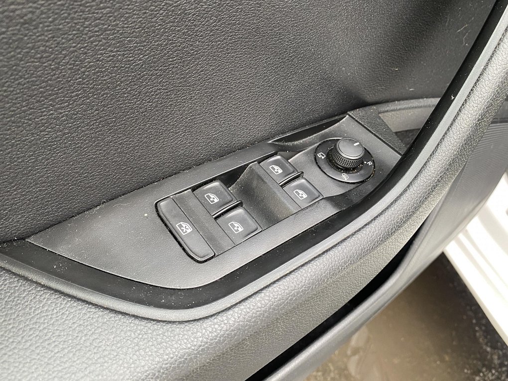 Škoda Superb III 2.0TDi SportLine