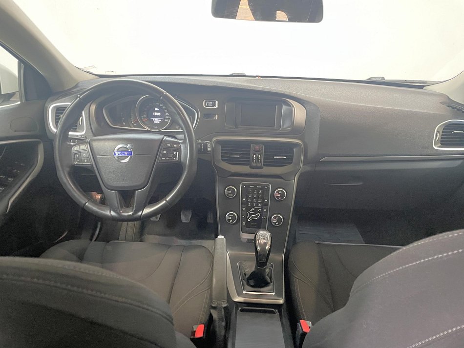 Volvo V40 2.0 D 