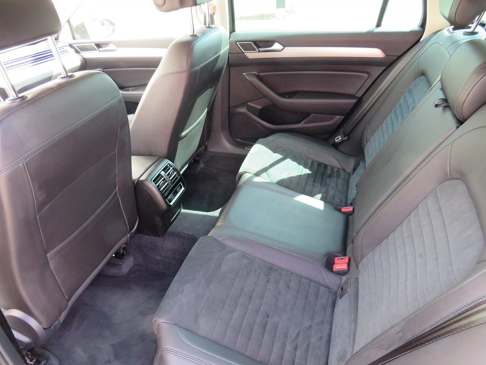 Volkswagen Passat 1.8 TSi Highline