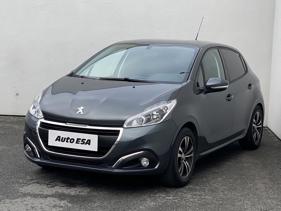Peugeot 208 1.2PT 
