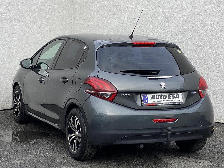 Peugeot 208 1.2PT 
