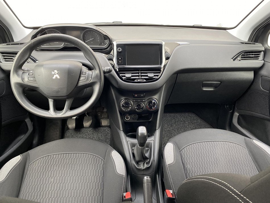 Peugeot 208 1.2PT 