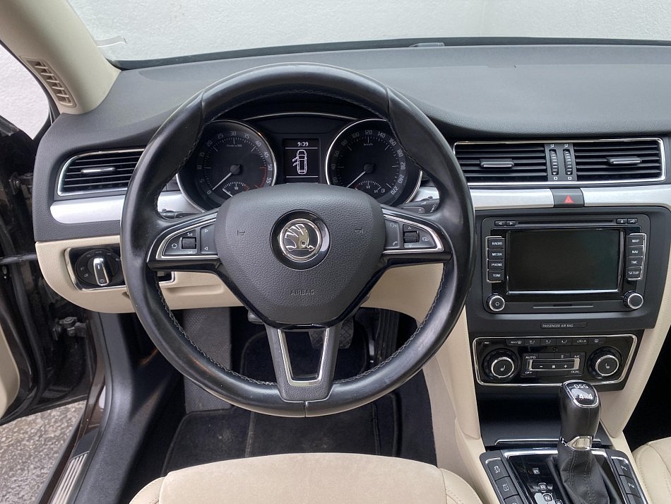 Škoda Superb II 2.0TDI Elegance 4x4