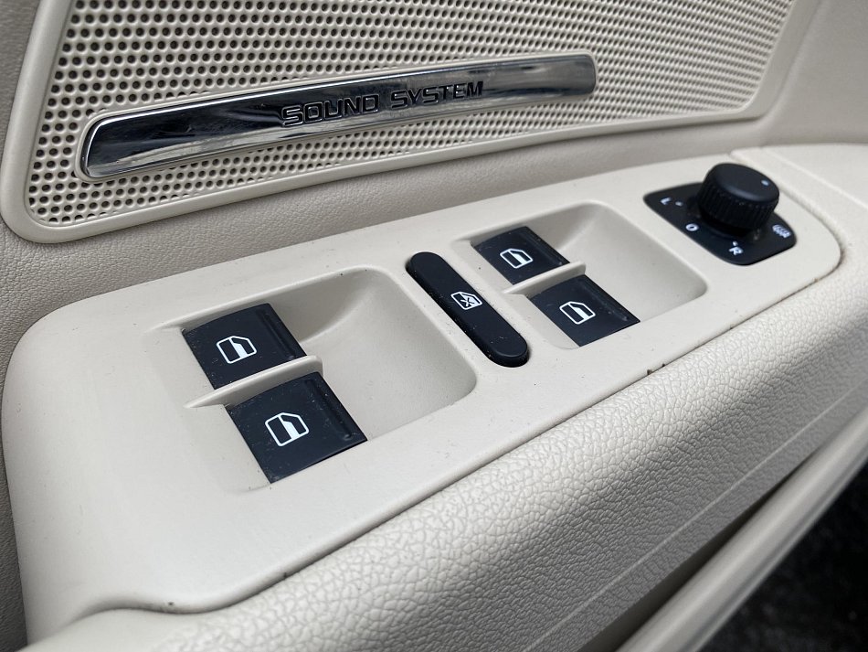 Škoda Superb II 2.0TDI Elegance 4x4