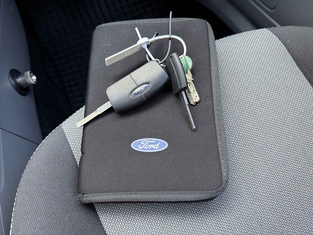 Ford Focus 1.6 i 