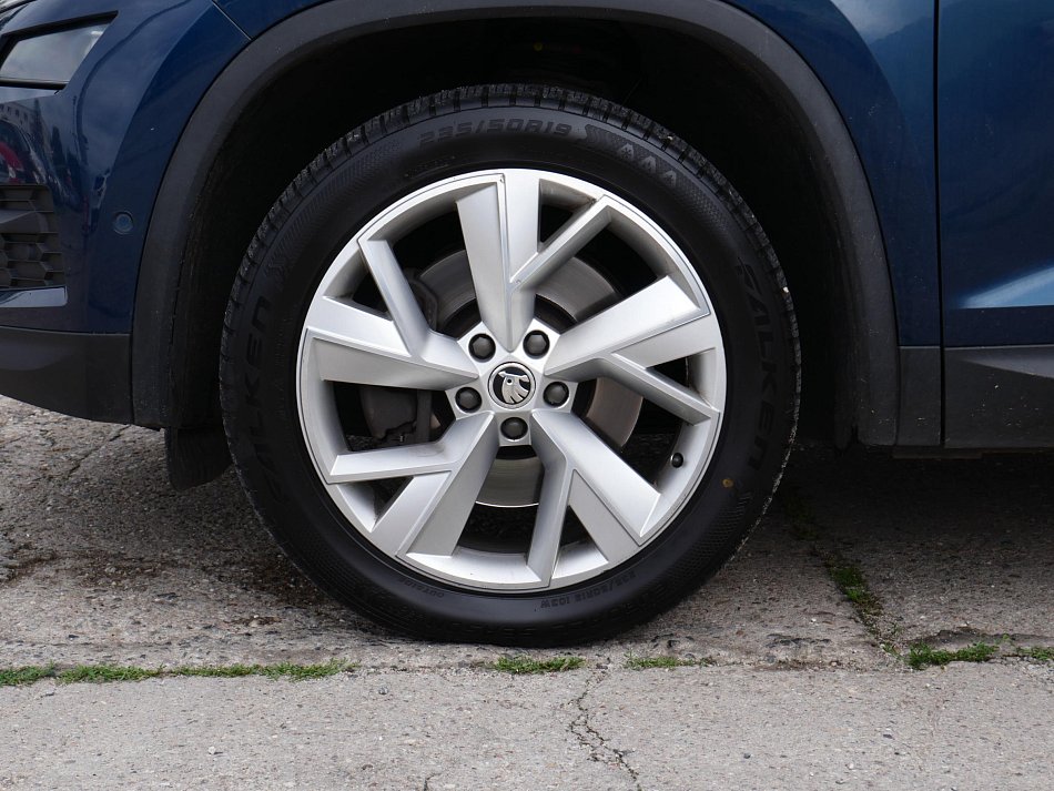 Škoda Kodiaq 2.0 TDi Elegance 4x4, 7míst