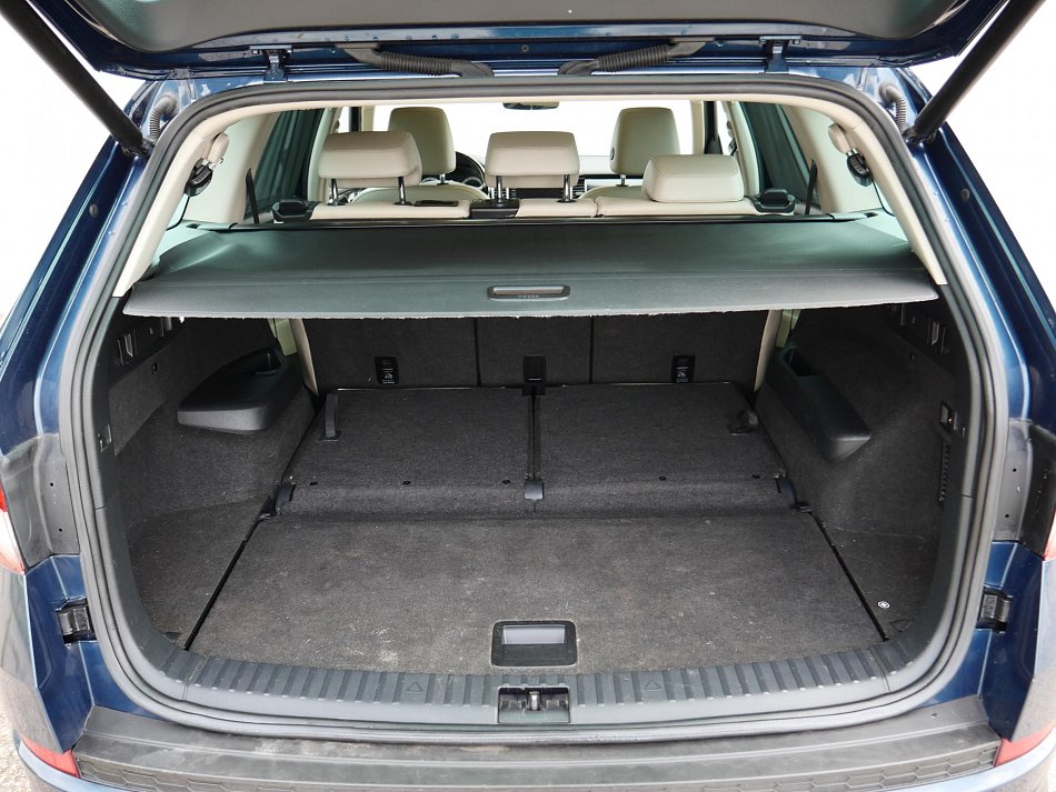 Škoda Kodiaq 2.0 TDi Elegance 4x4, 7míst
