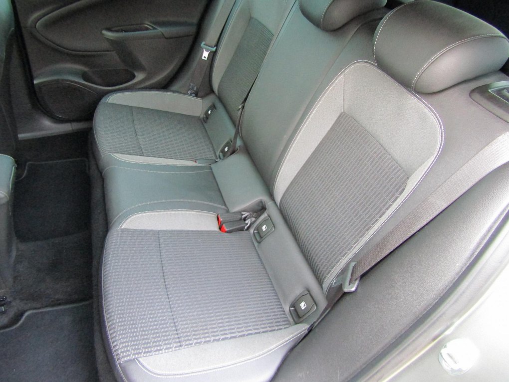 Opel Astra 1.5 CDTi 