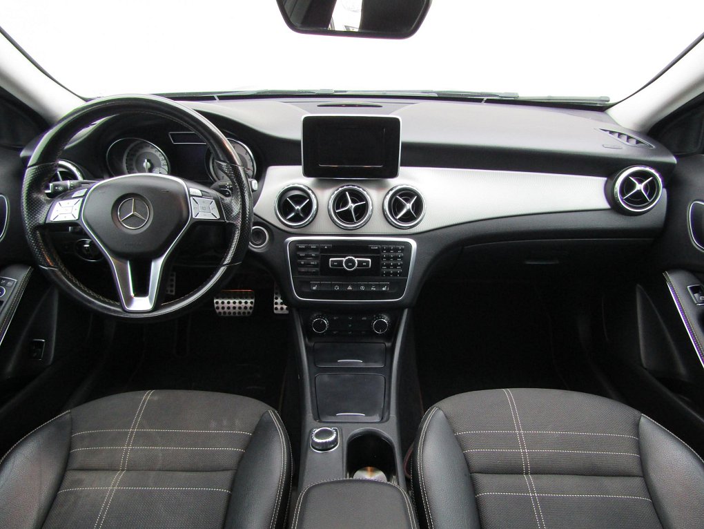 Mercedes-Benz GLA 2.2 CDi  220 CDi