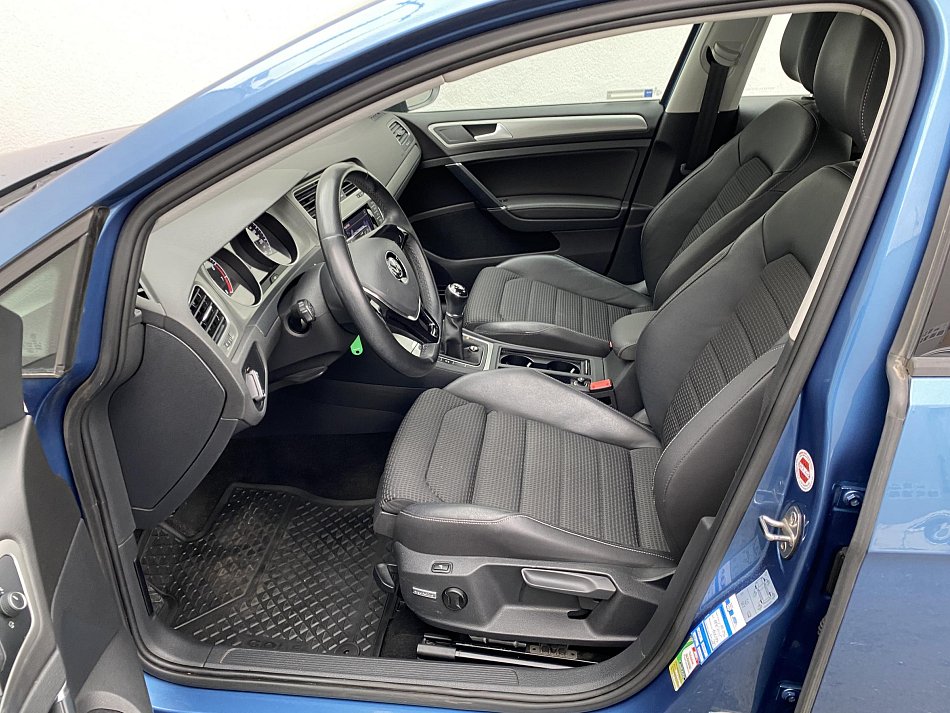 Volkswagen Golf 1.2 TSi Comfortline VII