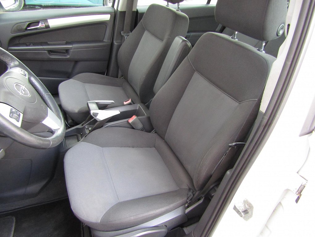 Opel Zafira 1.6i 