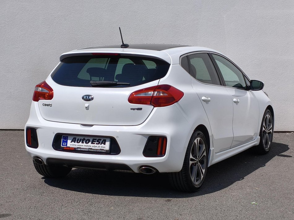 Kia Ceed 1.6 CRDi 