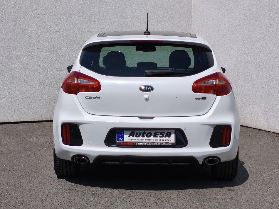 Kia Ceed 1.6 CRDi 